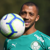 Palmeiras fica próximo de acertar venda de Vitor Hugo para o Trabszonspor-TUR