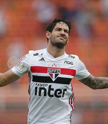 Palmeiras não tem interesse em Alexandre Pato, diz jornalista