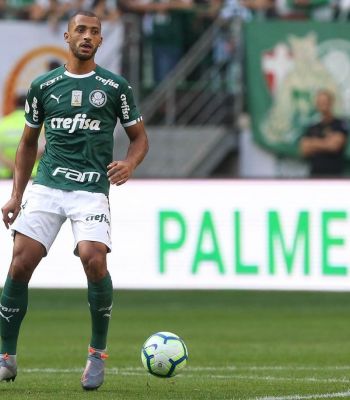 Reviravolta: clube turco volta atrás e encaminha compra de Vitor Hugo